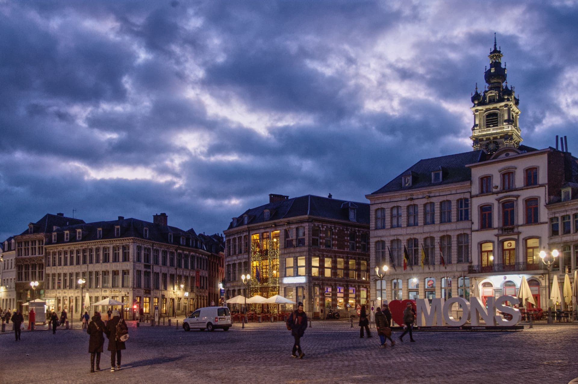 Mons